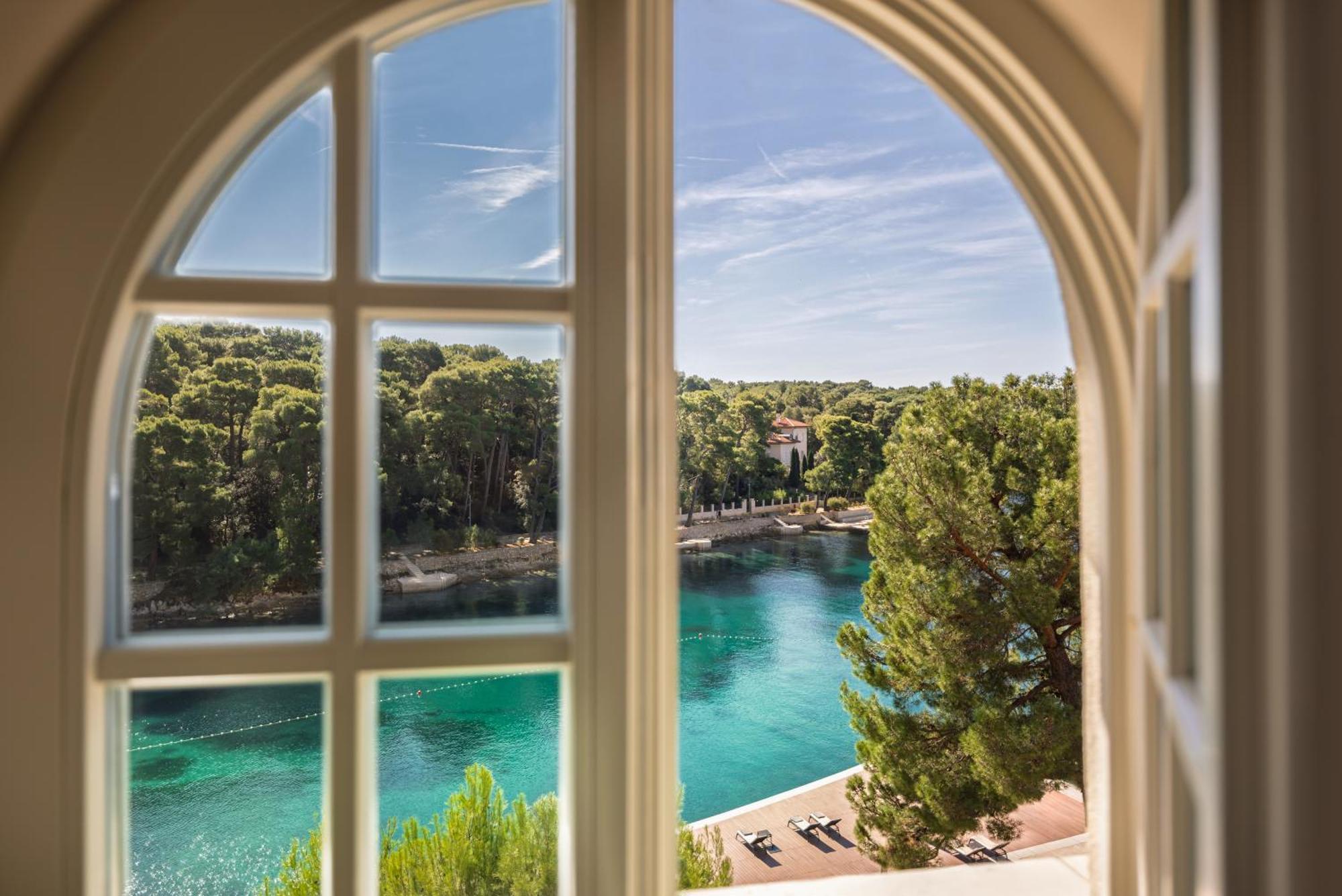 Alhambra Suite with Sea View